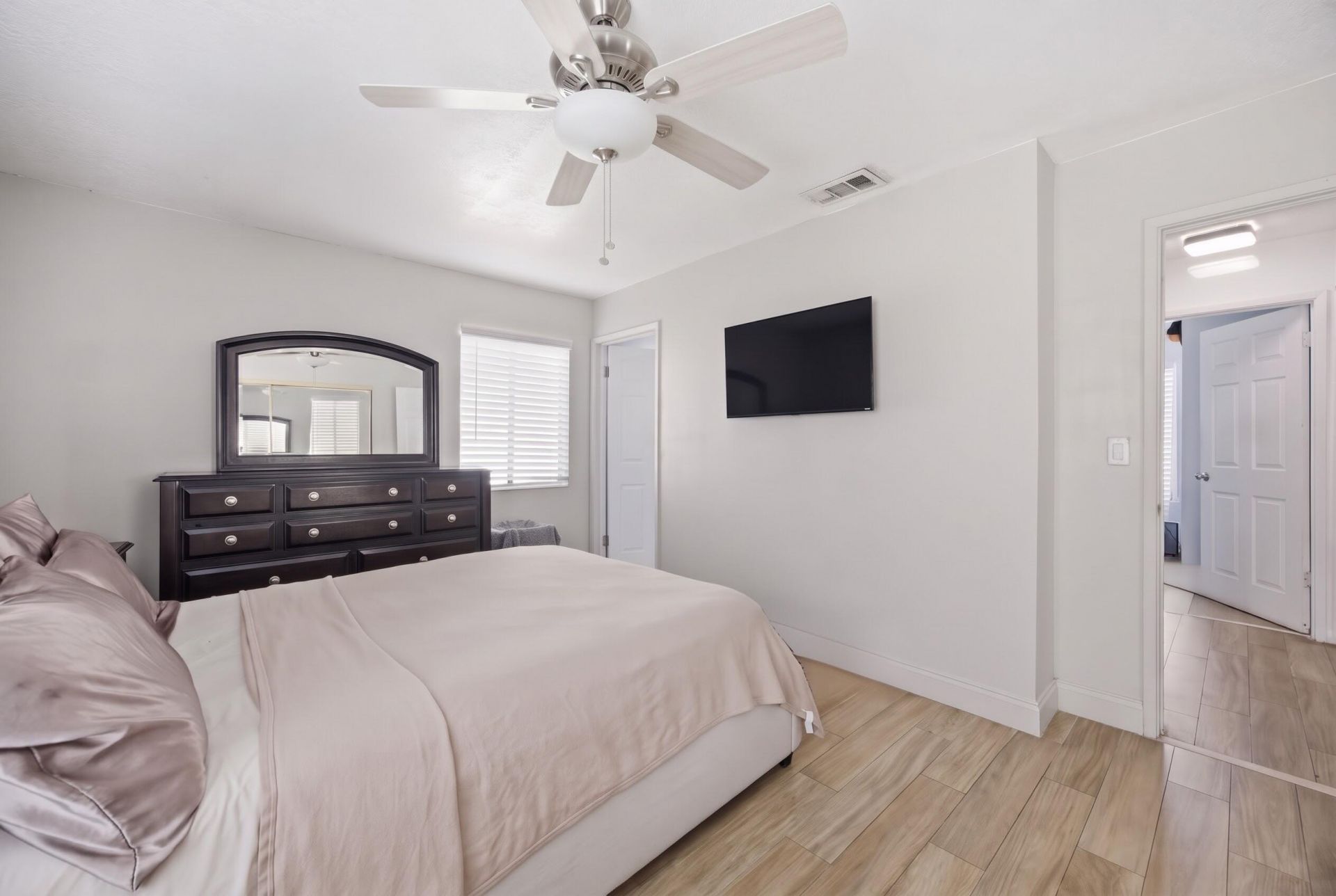 18751 Shauna Manor Drive, Boca Raton, FL 33496 Photo