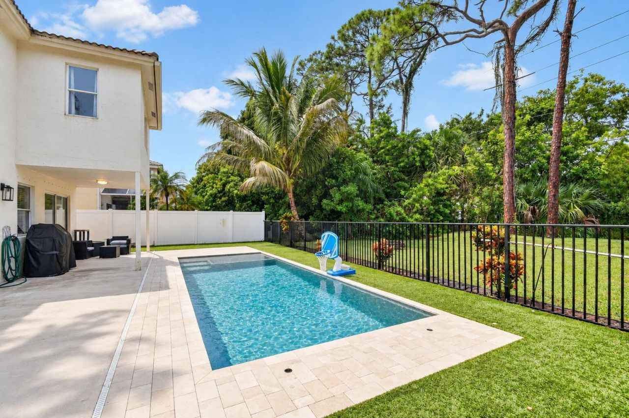8613 Windy Circle, Boynton Beach, FL 33472 Photo