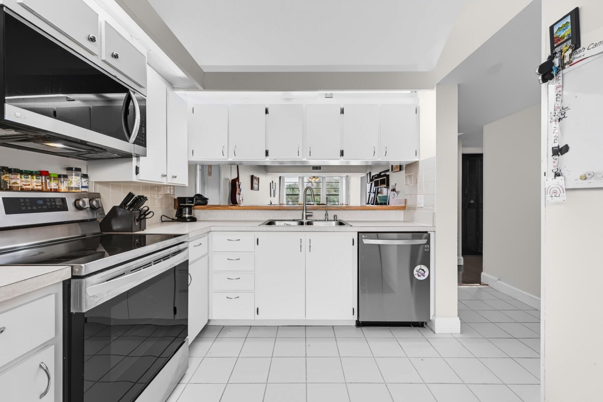 3826 Whitehall Drive, Unit 302, West Palm Beach, FL 33401 Photo