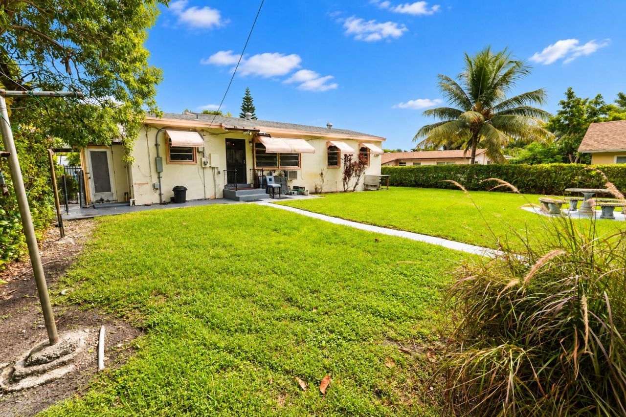 330 NW 144th Street, Miami, FL 33168 Photo