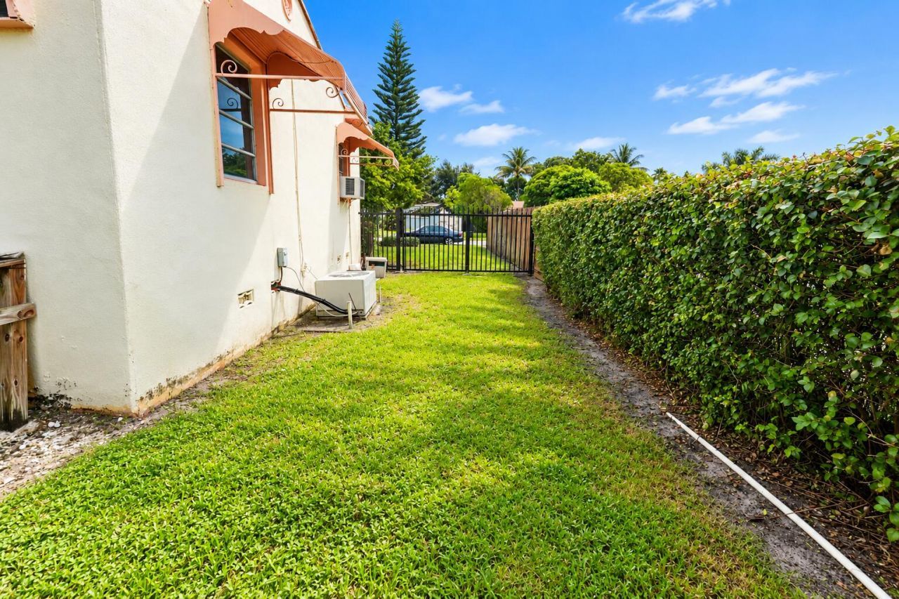 330 NW 144th Street, Miami, FL 33168 Photo