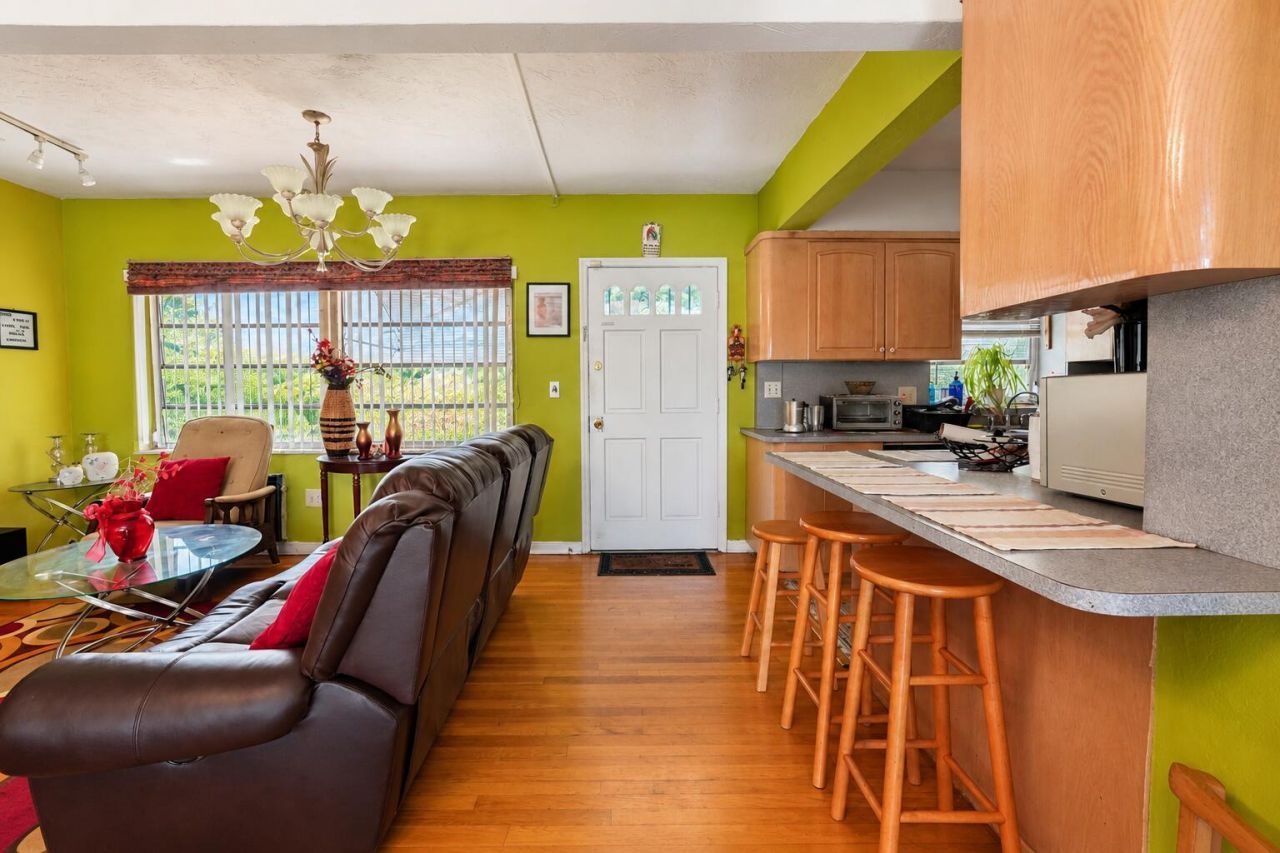 330 NW 144th Street, Miami, FL 33168 Photo
