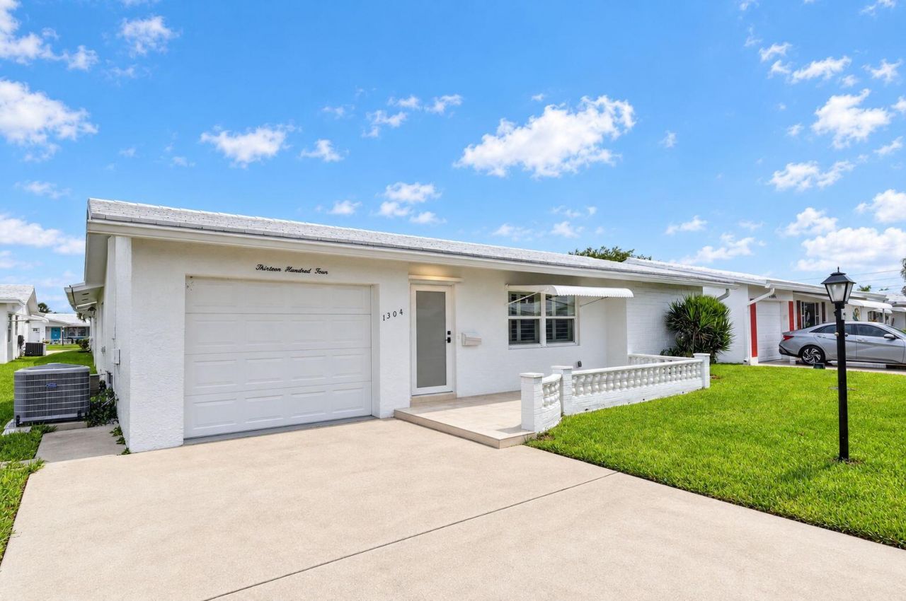 1304 SW 23rd Street, Boynton Beach, FL 33426 Photo