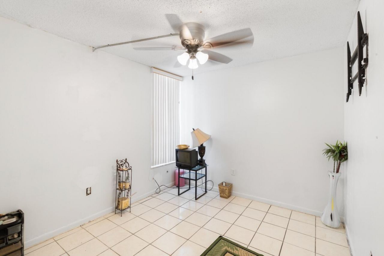 20106 SW 123rd Drive, Miami, FL 33177 Photo