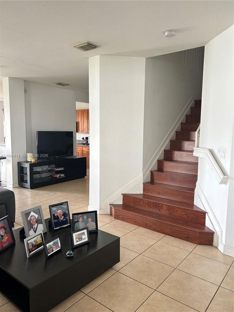 10735 NW 75th St , Doral, FL 33178 Photo