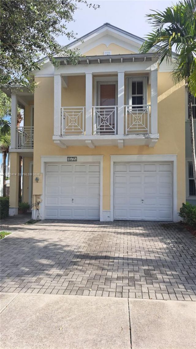 10735 NW 75th St , Doral, FL 33178 Photo