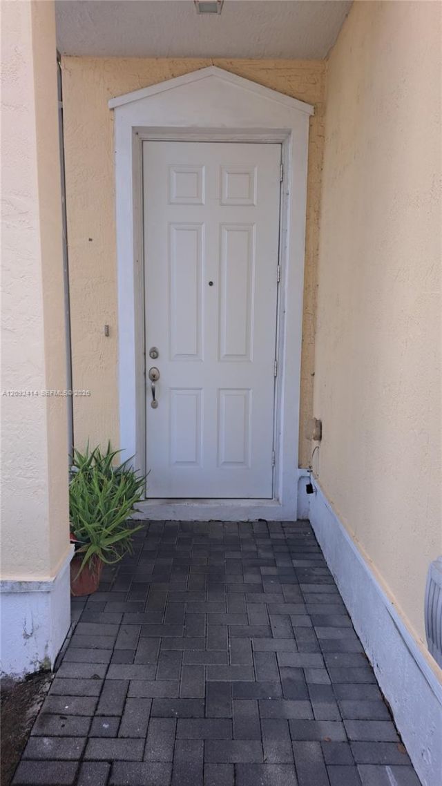 10735 NW 75th St , Doral, FL 33178 Photo