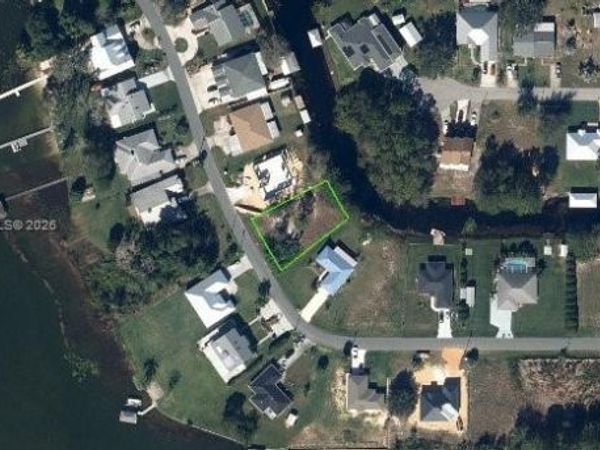 131 Blue Moon Avenue , Lake Placid, FL 33852