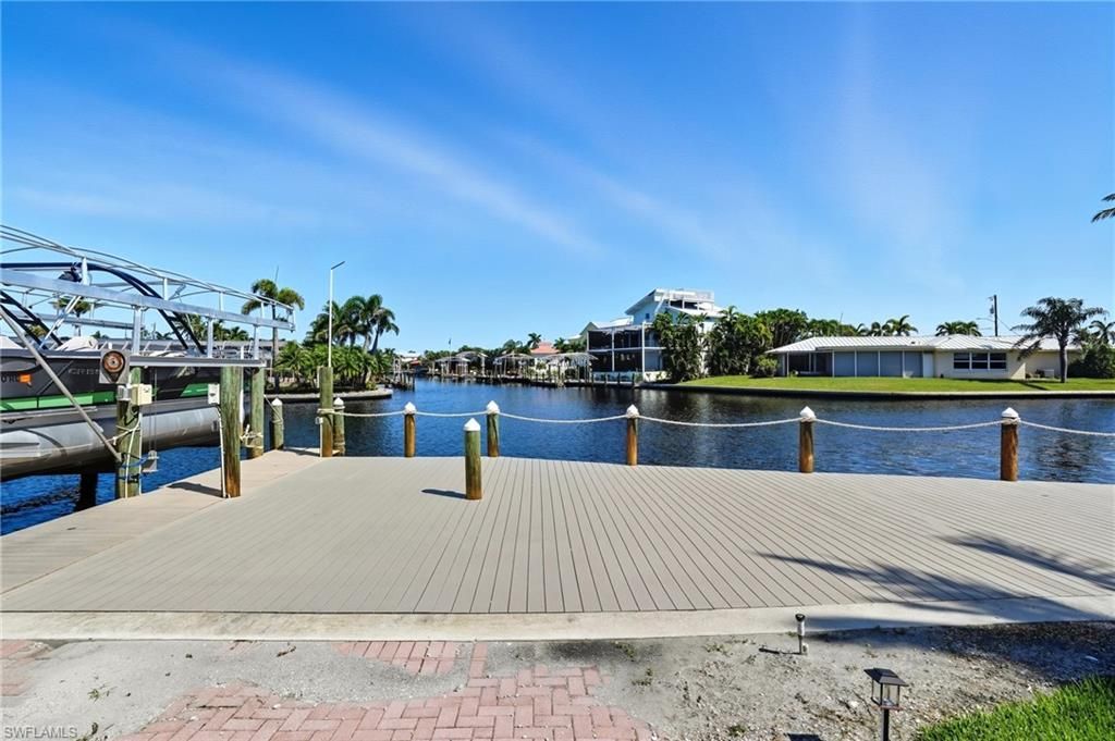 35 Fairview Blvd , Fort Myers Beach, FL 33931 Photo