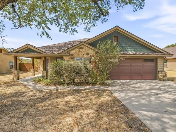 632 N Park Street, Dublin, TX 76446