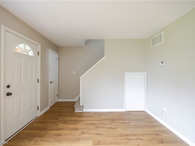 10366 Manorford Drive, Parma Heights, OH 44130 Photo 17