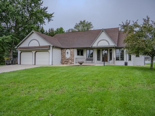 E6786 Fawn Valley Drive, Reedsburg, WI 53959