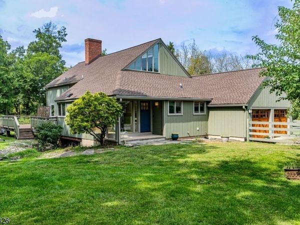 101 Rolling Hill Rd, Montgomery, NJ 08558