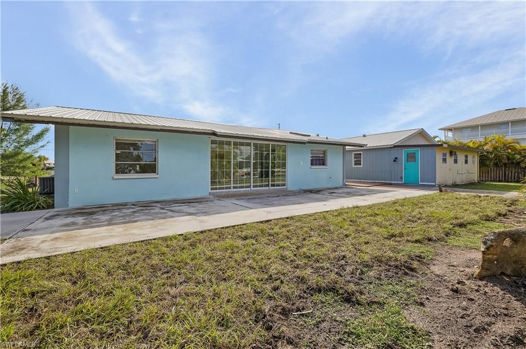 3269 Stringfellow Rd , Saint James City, FL 33956 Photo
