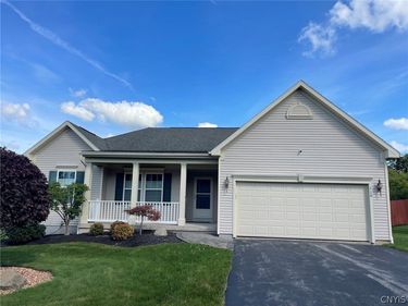 110 Burning Hollow Drive , Chittenango, NY 13037