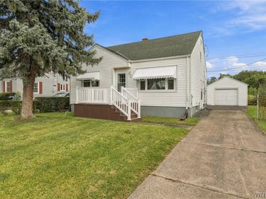 55 Waverly Avenue , Buffalo, NY 14217