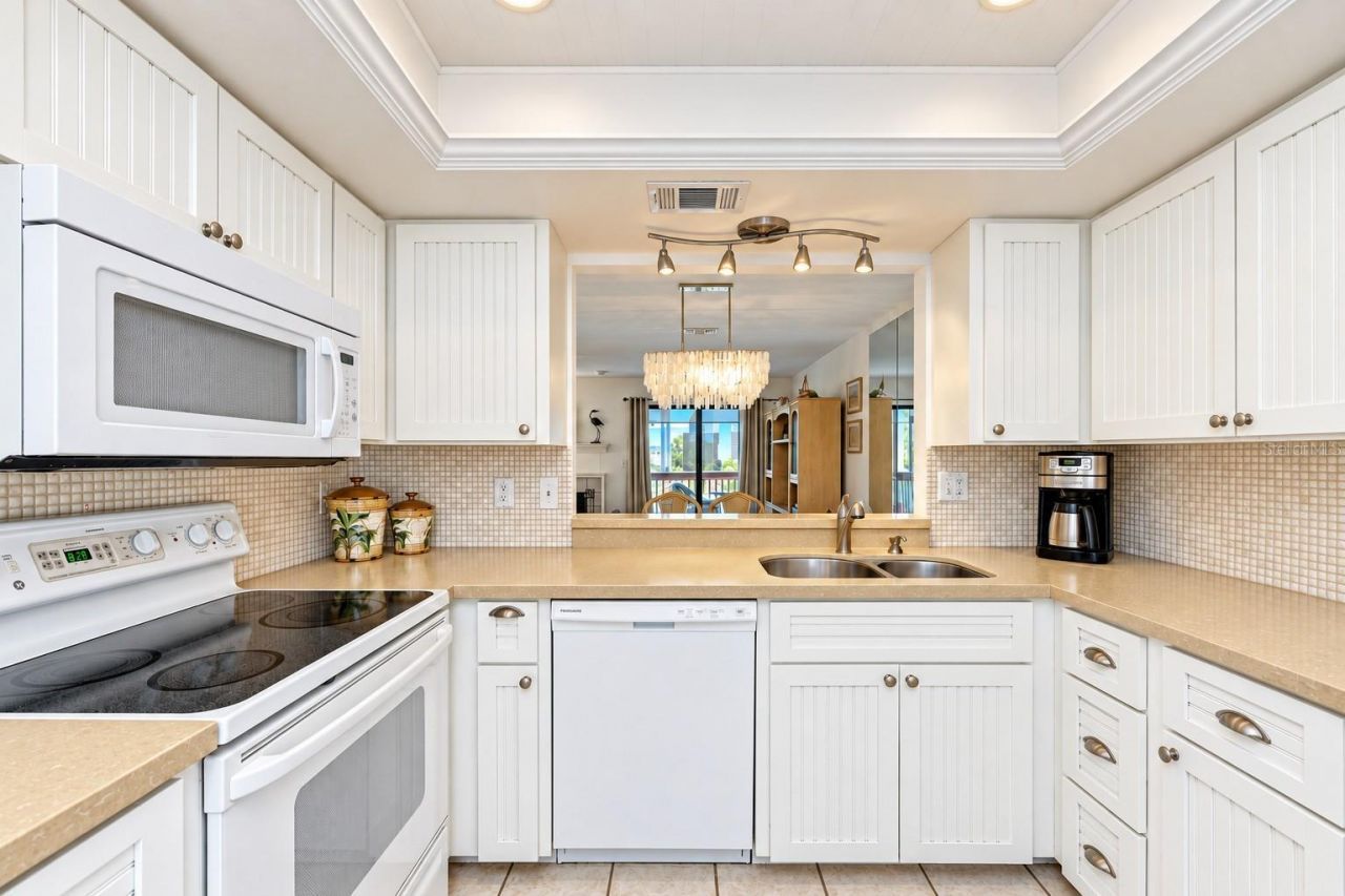 6840 Midnight Pass Road, Sarasota, FL 34242 Photo