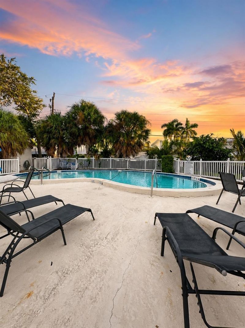 6840 Midnight Pass Road, Sarasota, FL 34242 Photo