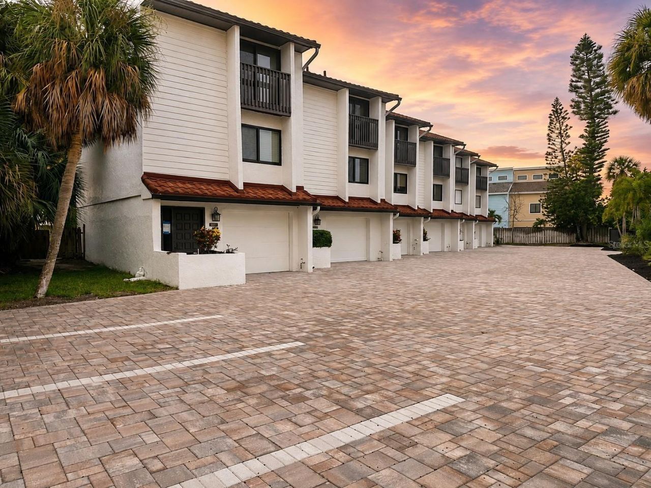 6840 Midnight Pass Road, Sarasota, FL 34242 Photo