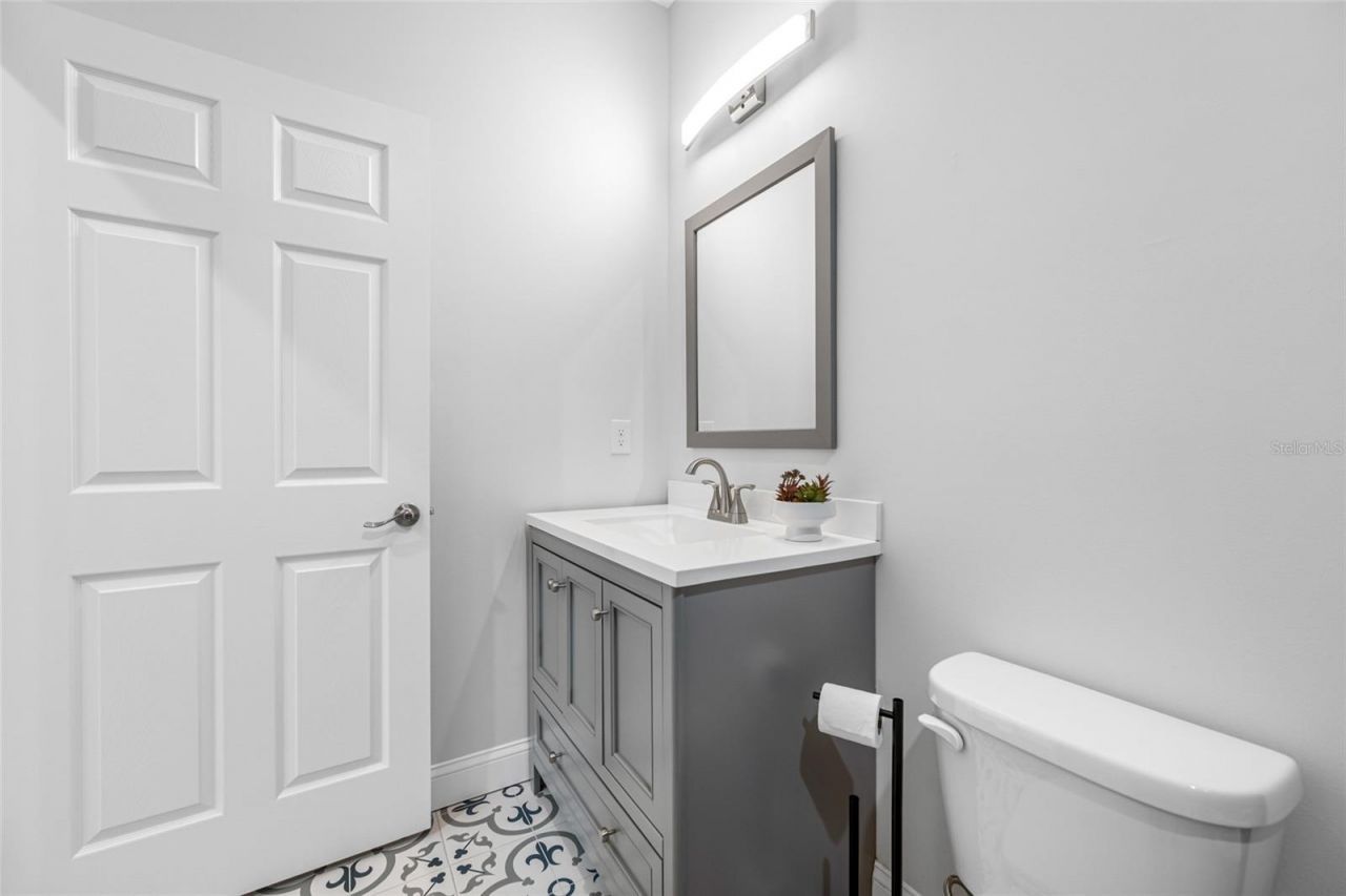 2144 43rd Terrace N, Saint Petersburg, FL 33714 Photo