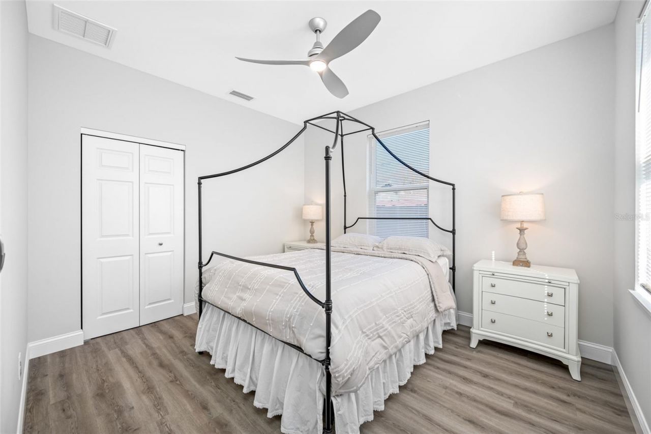 2144 43rd Terrace N, Saint Petersburg, FL 33714 Photo