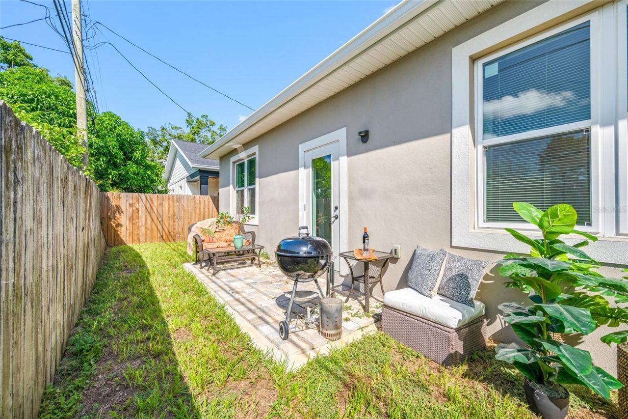 2144 43rd Terrace N, Saint Petersburg, FL 33714 Photo