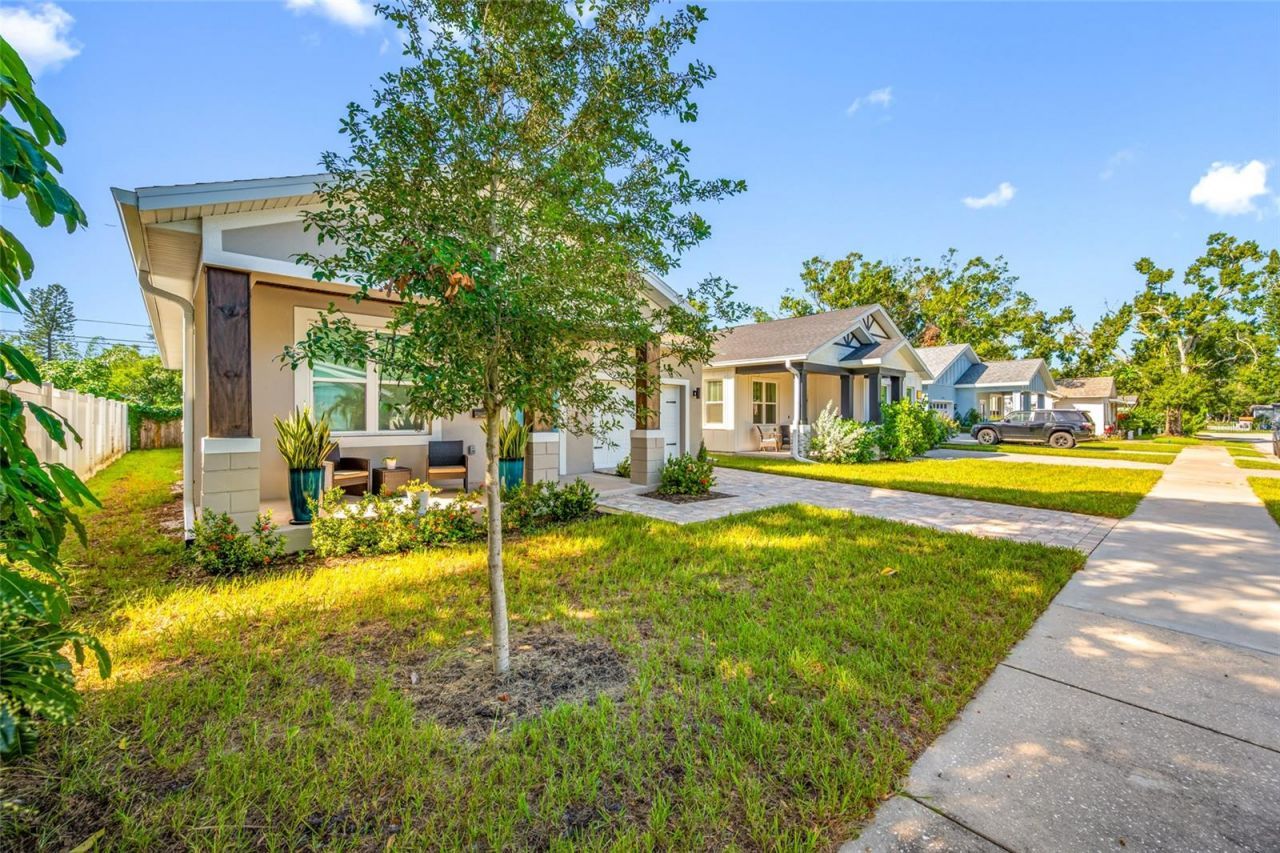 2144 43rd Terrace N, Saint Petersburg, FL 33714 Photo
