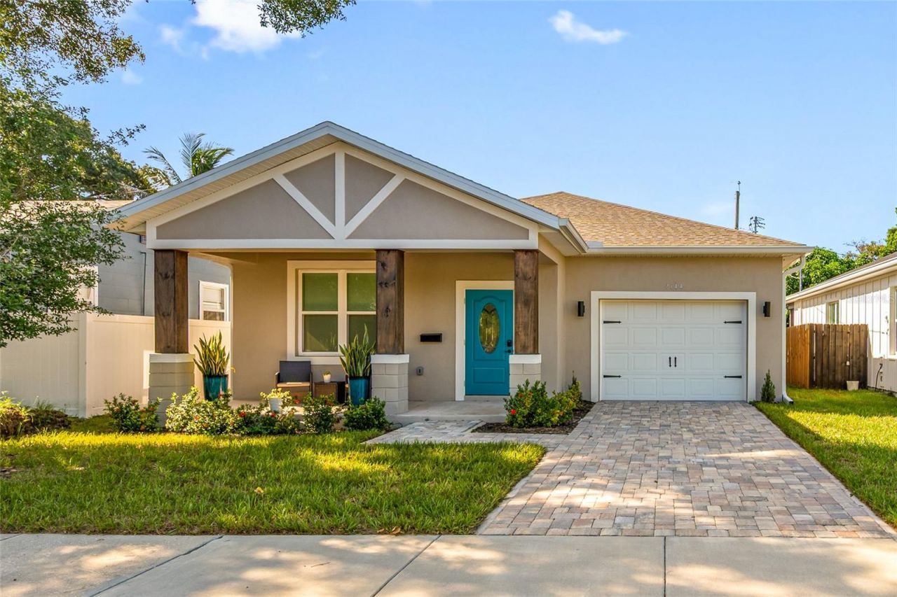 2144 43rd Terrace N, Saint Petersburg, FL 33714 Photo