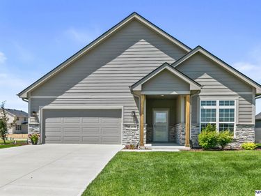 12388 Horizon Street, Papillion, NE 68046