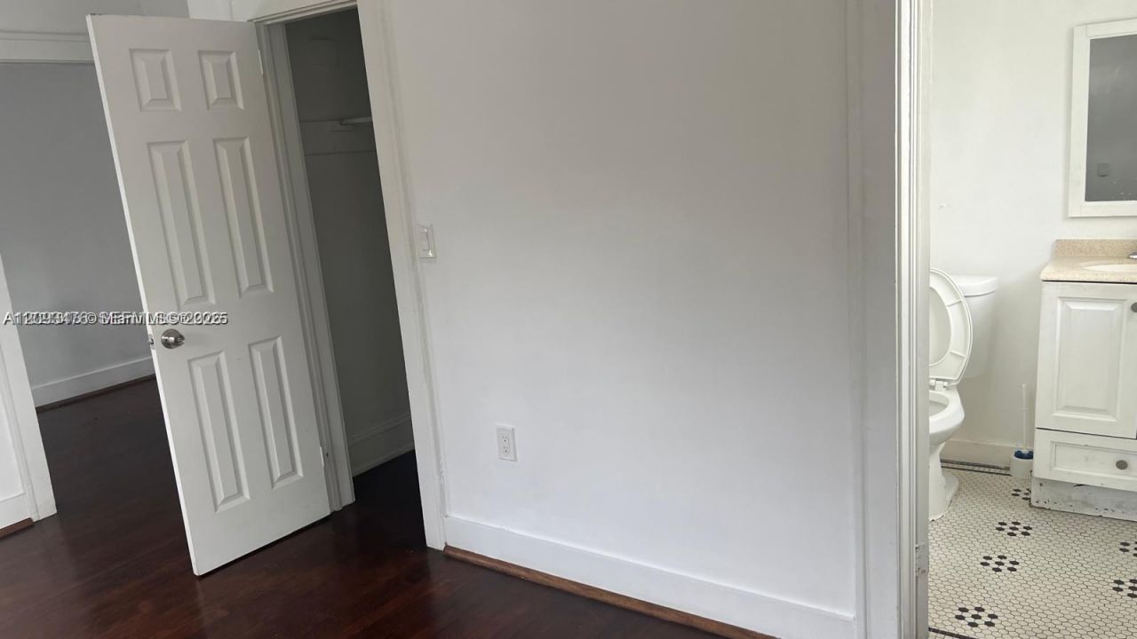 1053 NW 30th St , Unit 2, Miami, FL 33127 Photo