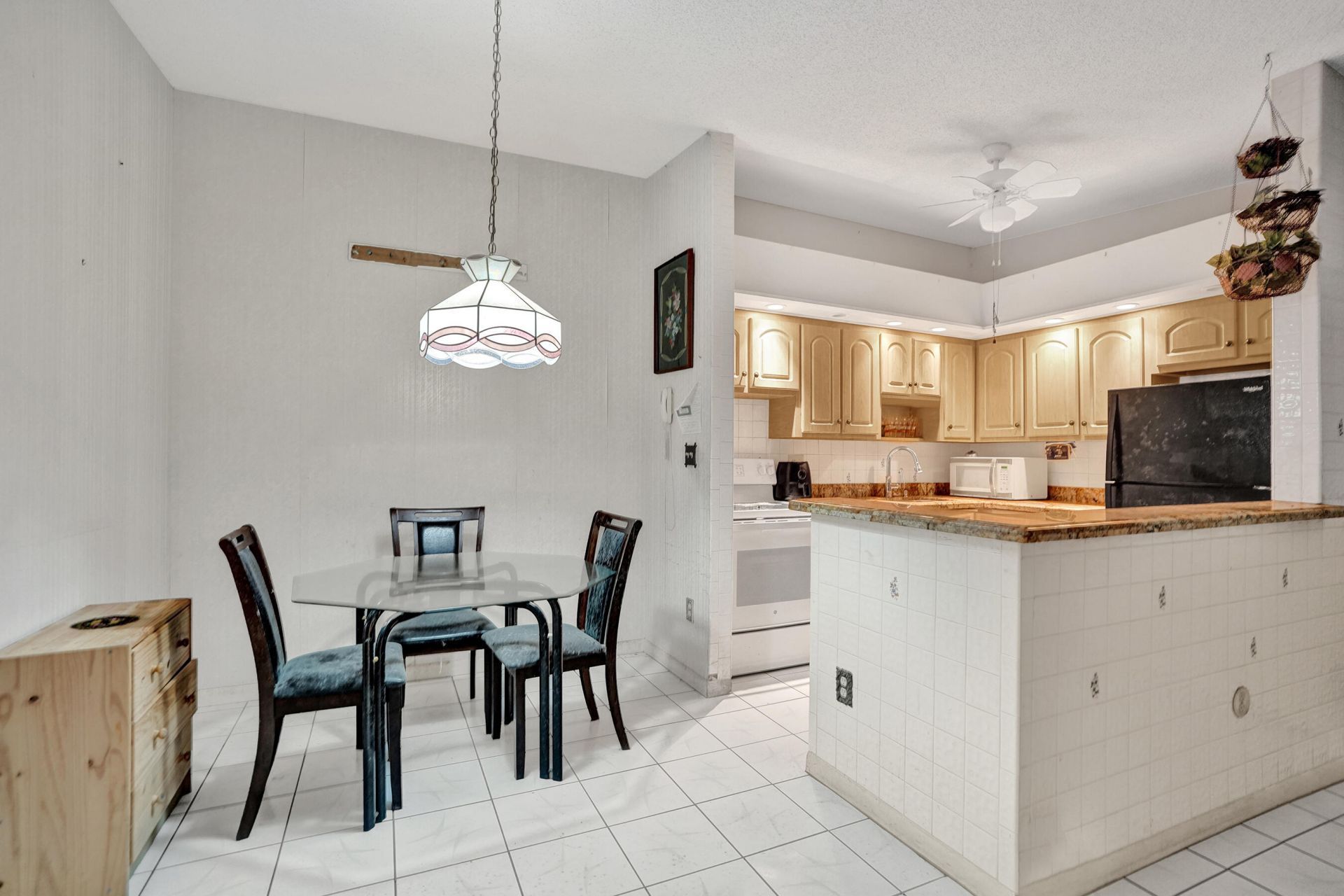 9414 S Belfort Circle, Unit 215, Tamarac, FL 33321 Photo