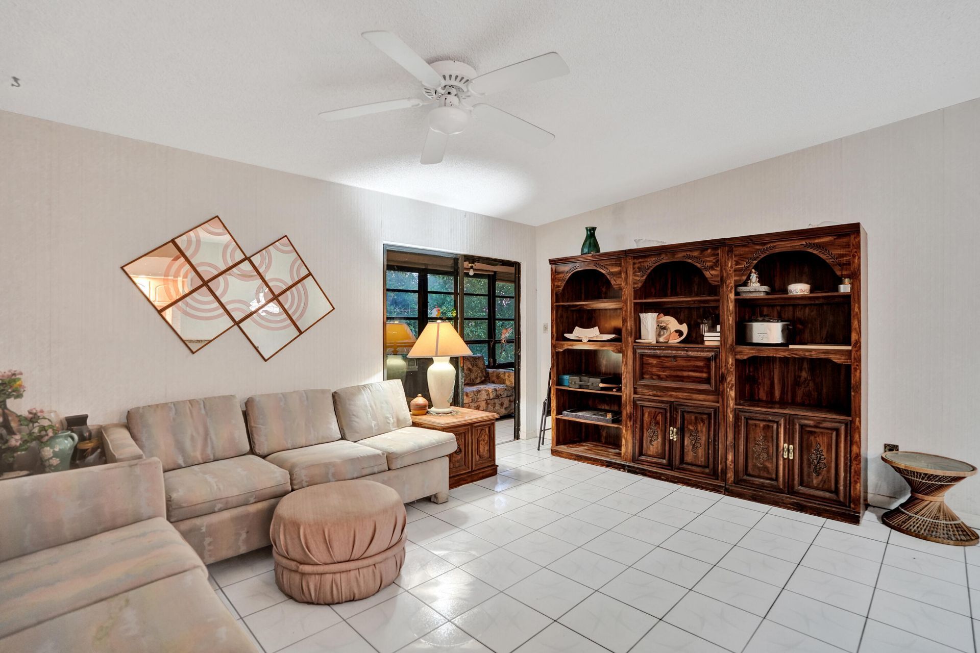 9414 S Belfort Circle, Unit 215, Tamarac, FL 33321 Photo