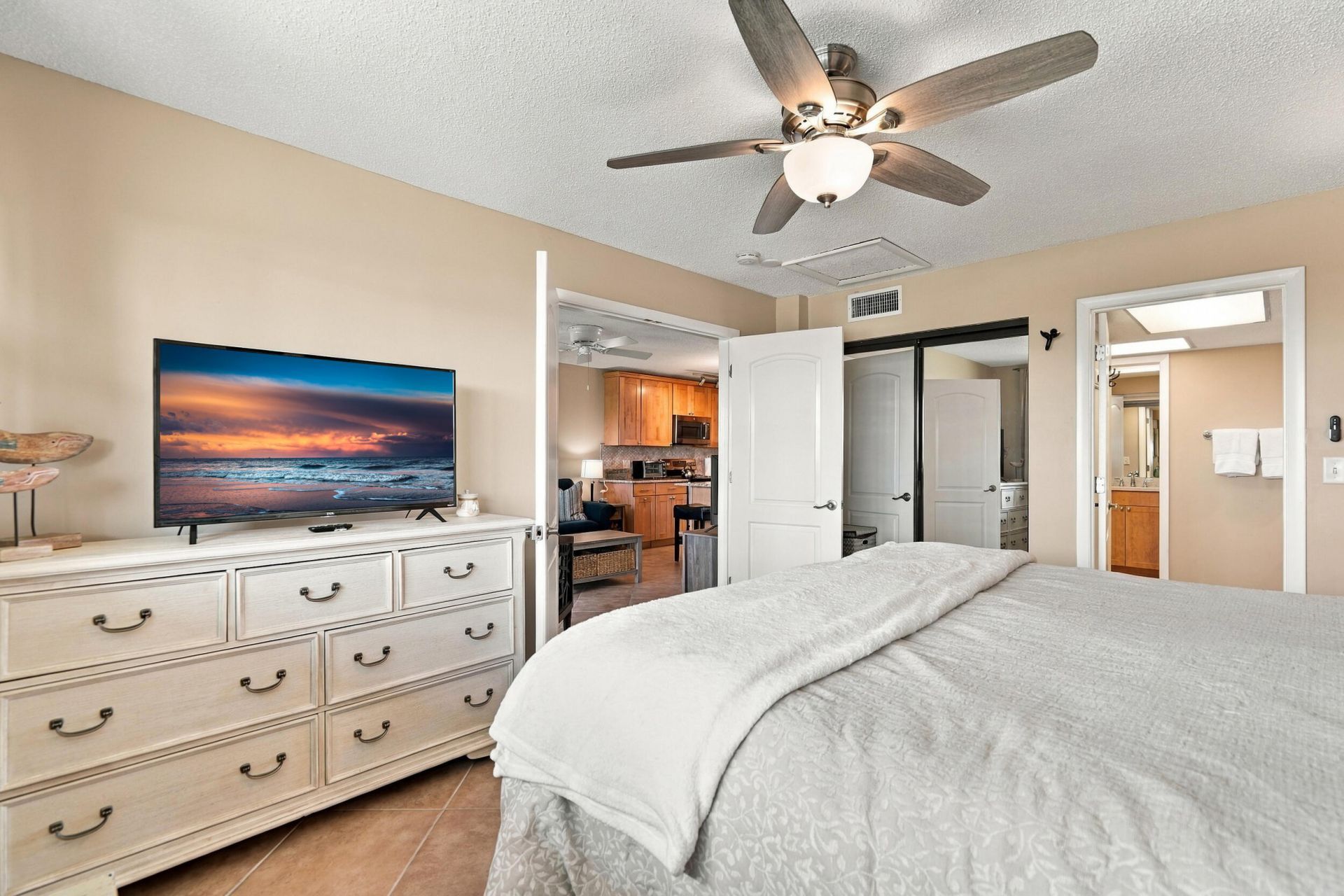 2400 S Ocean Drive, Unit V-323, Fort Pierce, FL 34949 Photo