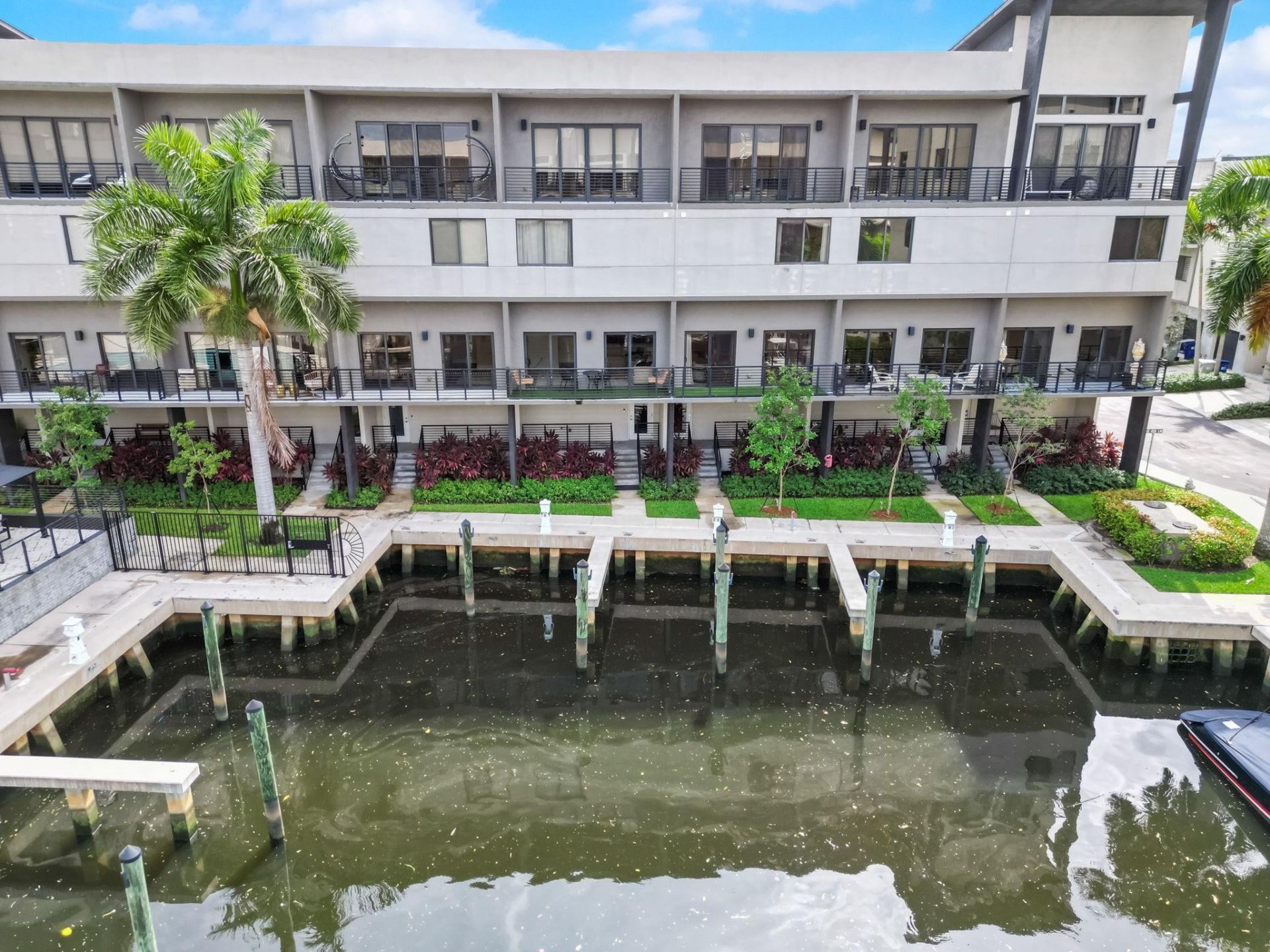 173 SE 1st Circle, Pompano Beach, FL 33060 Photo