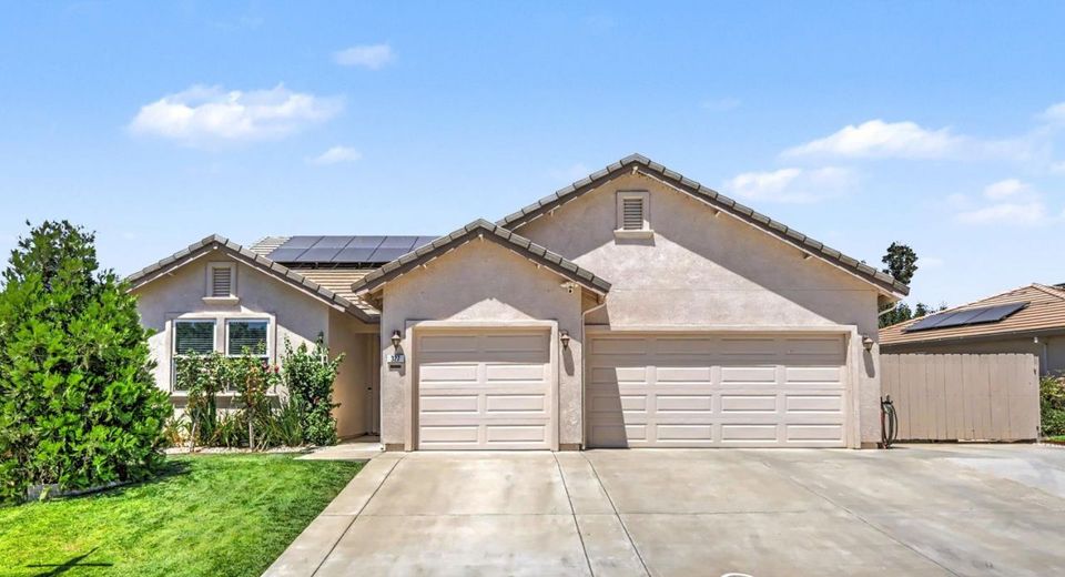 327 Manor Dr, Ione, CA 95640 Photo