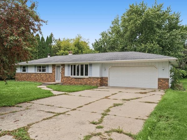 4608 W Reineking DRIVE, Sheboygan, WI 53083