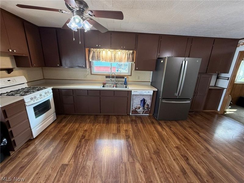 14095 Washington Avenue SW, Newcomerstown, OH 43832 Photo 10