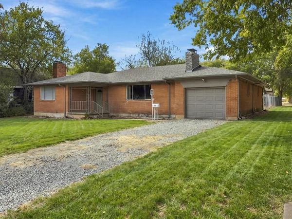 420 N Cleveland Avenue , Sherman, TX 75090