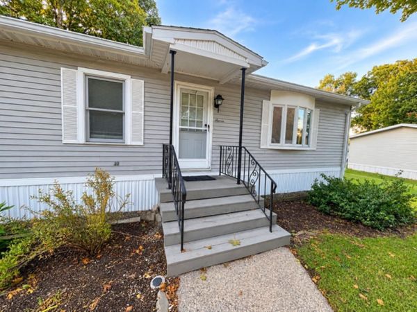 7 Amy Lane, Hampstead, NH 03841