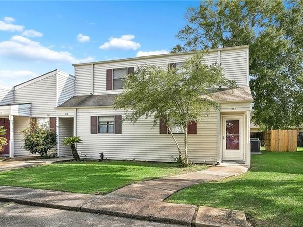 217 PUTTERS Lane , Unit 33C, Slidell, LA 70460