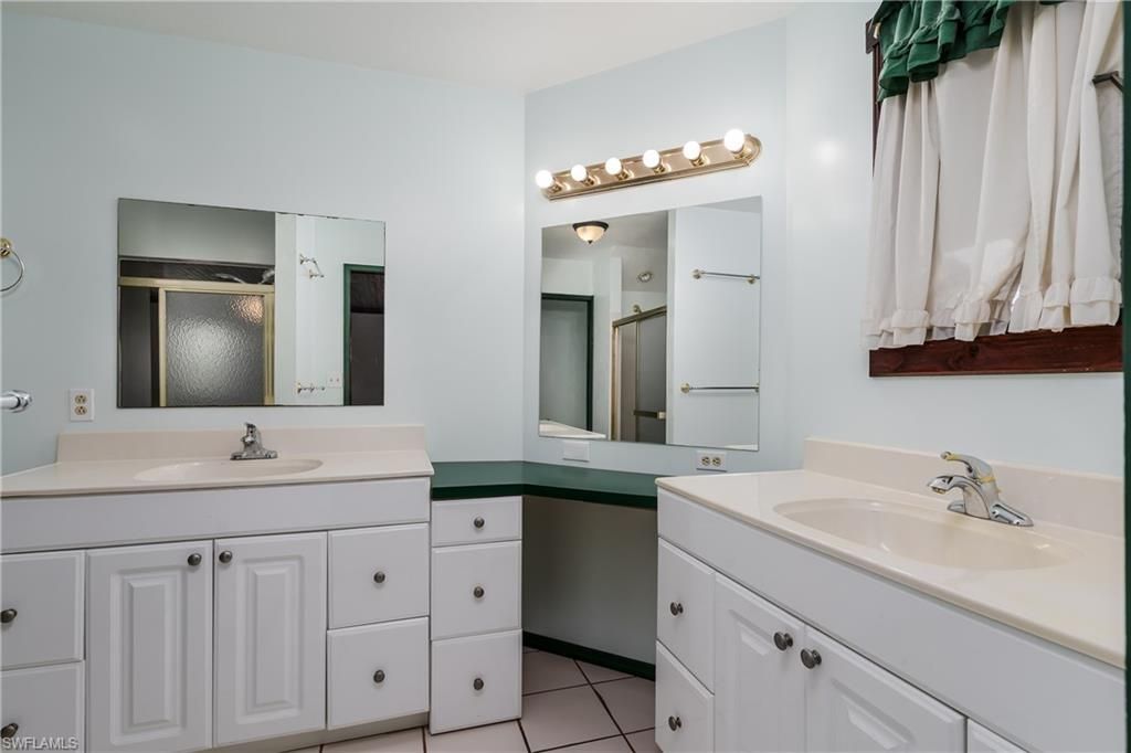 4045 Skyway Dr, Naples, FL 34112 Photo