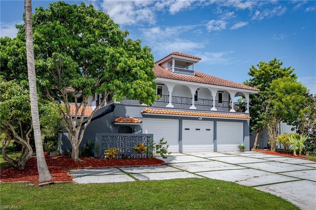 4045 Skyway Dr, Naples, FL 34112 Photo