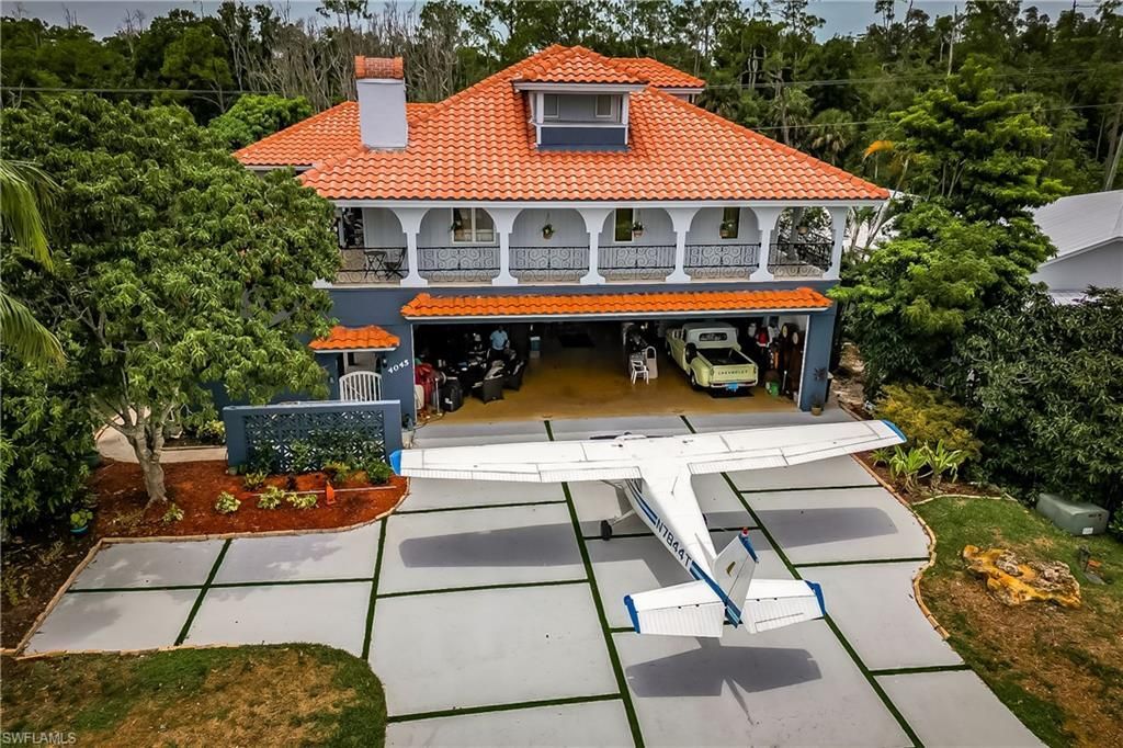4045 Skyway Dr, Naples, FL 34112 Photo