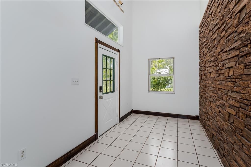 4045 Skyway Dr, Naples, FL 34112 Photo