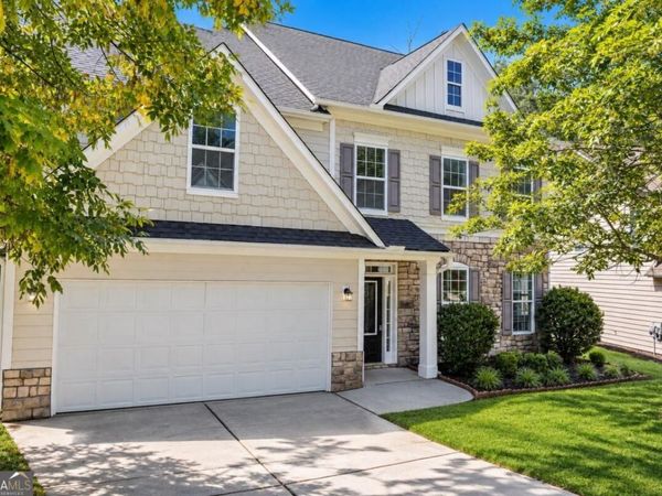 1933 Temple Park Drive, Loganville, GA 30052