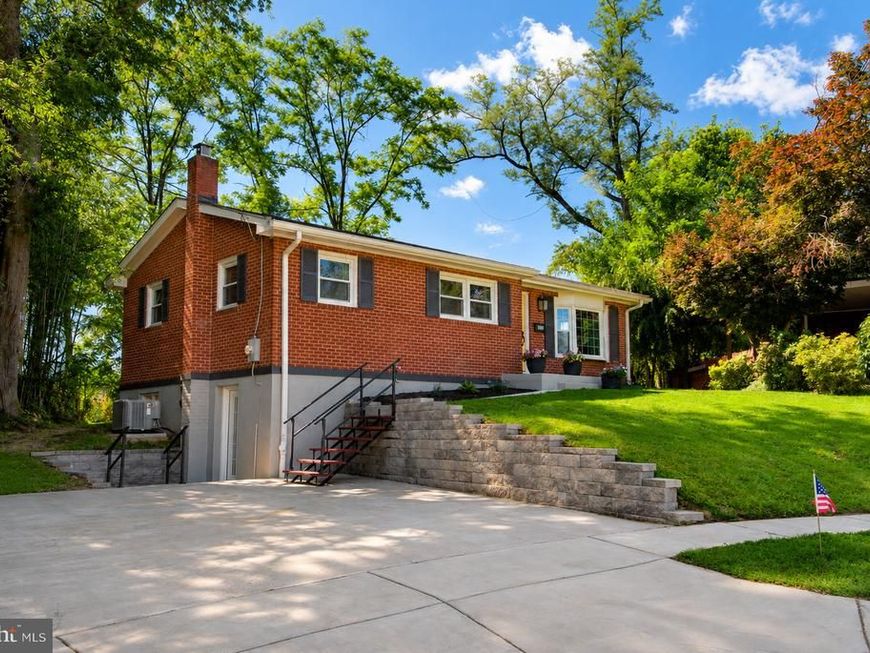 8808 Leonard Drive , Silver Spring, MD 20910 Main Photo