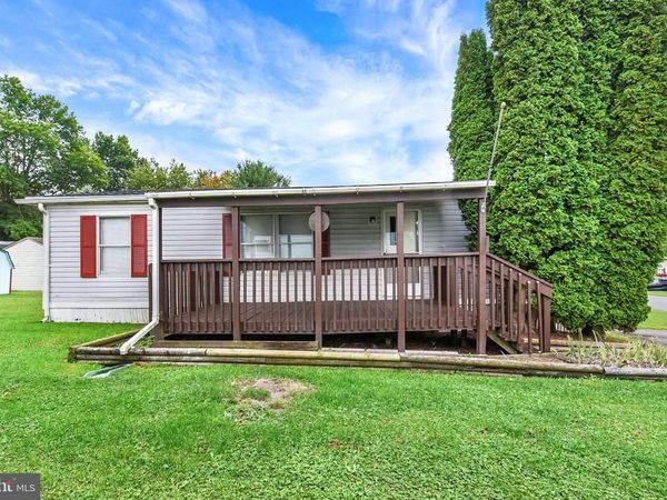 16 SIDING LANE, MILLERSBURG, PA 17061