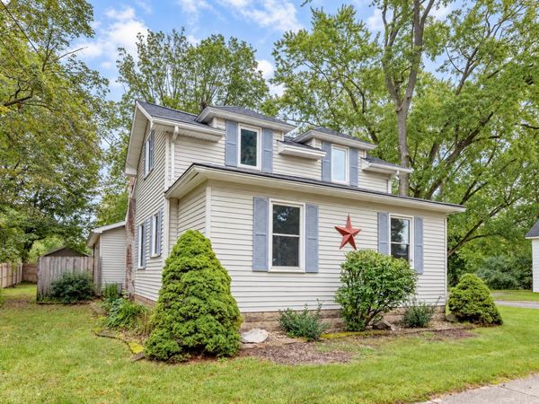 237 S Railroad Street, Lawton, MI 49065