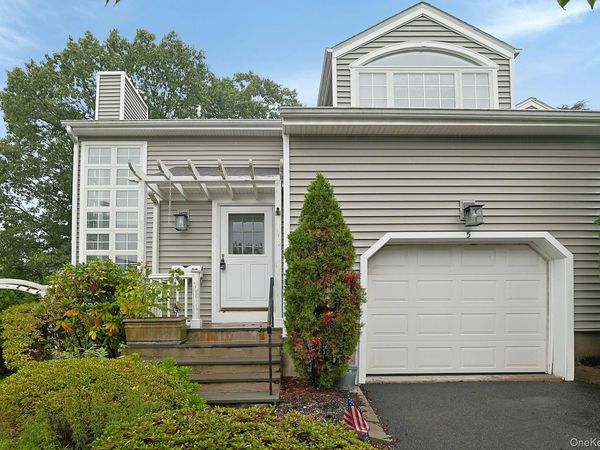 5 Pinewood Drive , White Plains, NY 10603