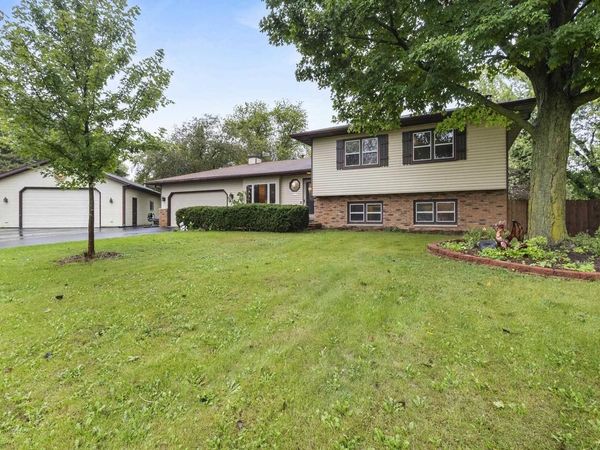 6682 Glenview Road, Deforest, WI 53532